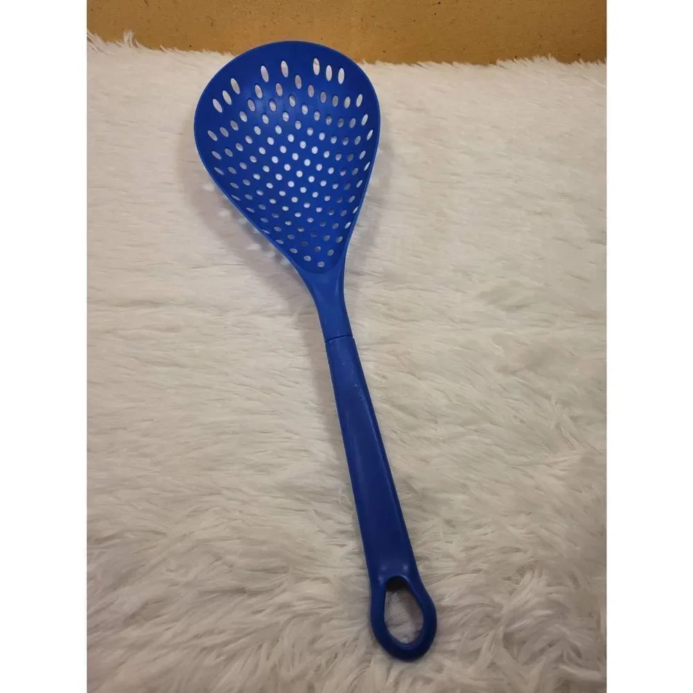 Blue Nylon Strainer Scoop